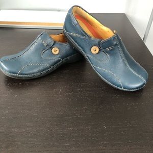 Clarks Artisan Woman’s Size 10